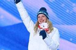 爱游戏在线登录-瑞士女子滑板选手斩获多项奖牌