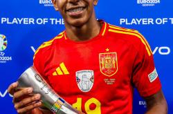 爱游戏网页版登录入口-西班牙选手闪耀全场引人瞩目