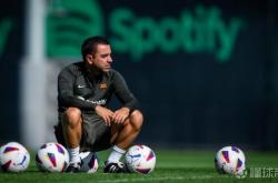 爱游戏官方-尤文图斯逆袭战胜巴塞罗那，掀起热潮