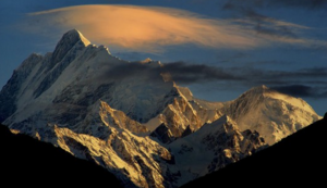 摩纳哥主场迎战南特全取三分