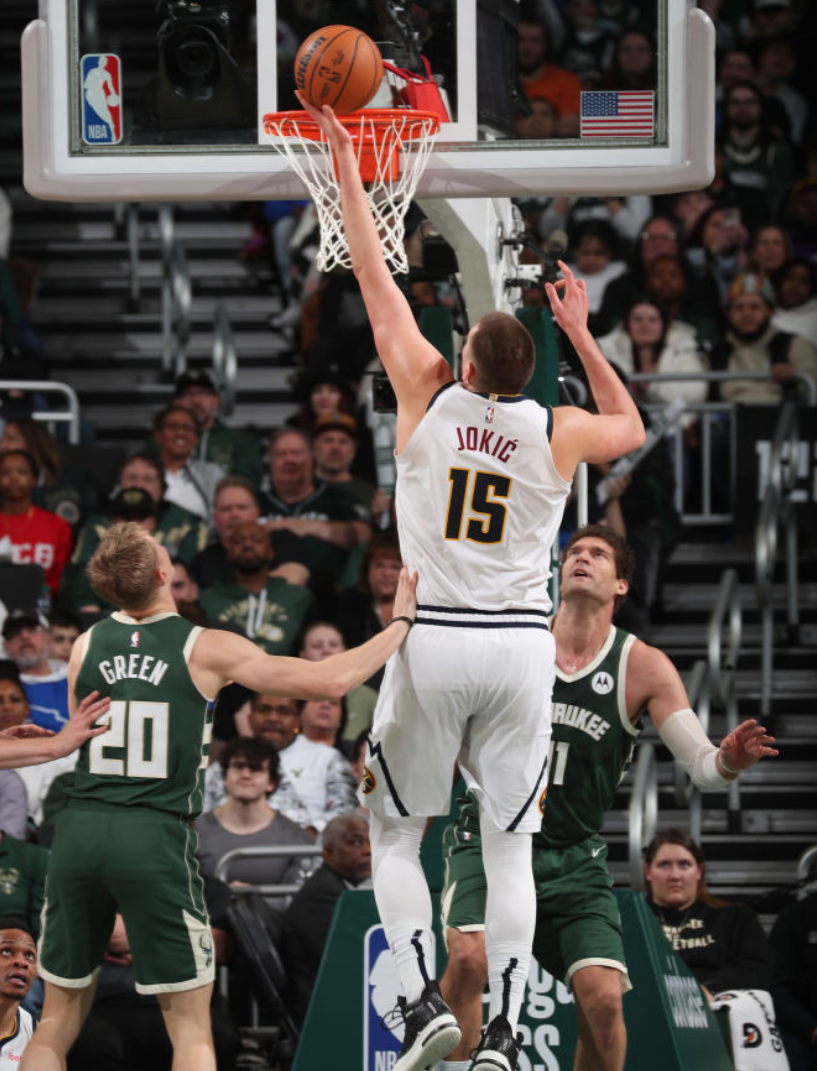 雄鹿再胜篮网，继续保持不败纪录！的简单介绍