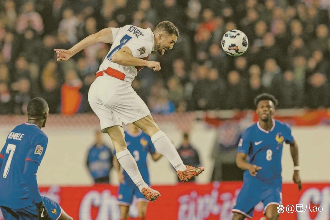 克罗地亚选手在激烈角逐中获胜