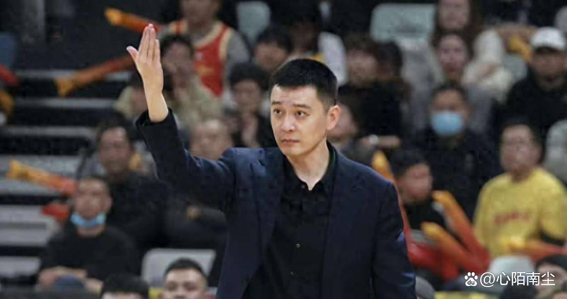 包含广东宏远队面对辽宁男篮巅峰对决的词条