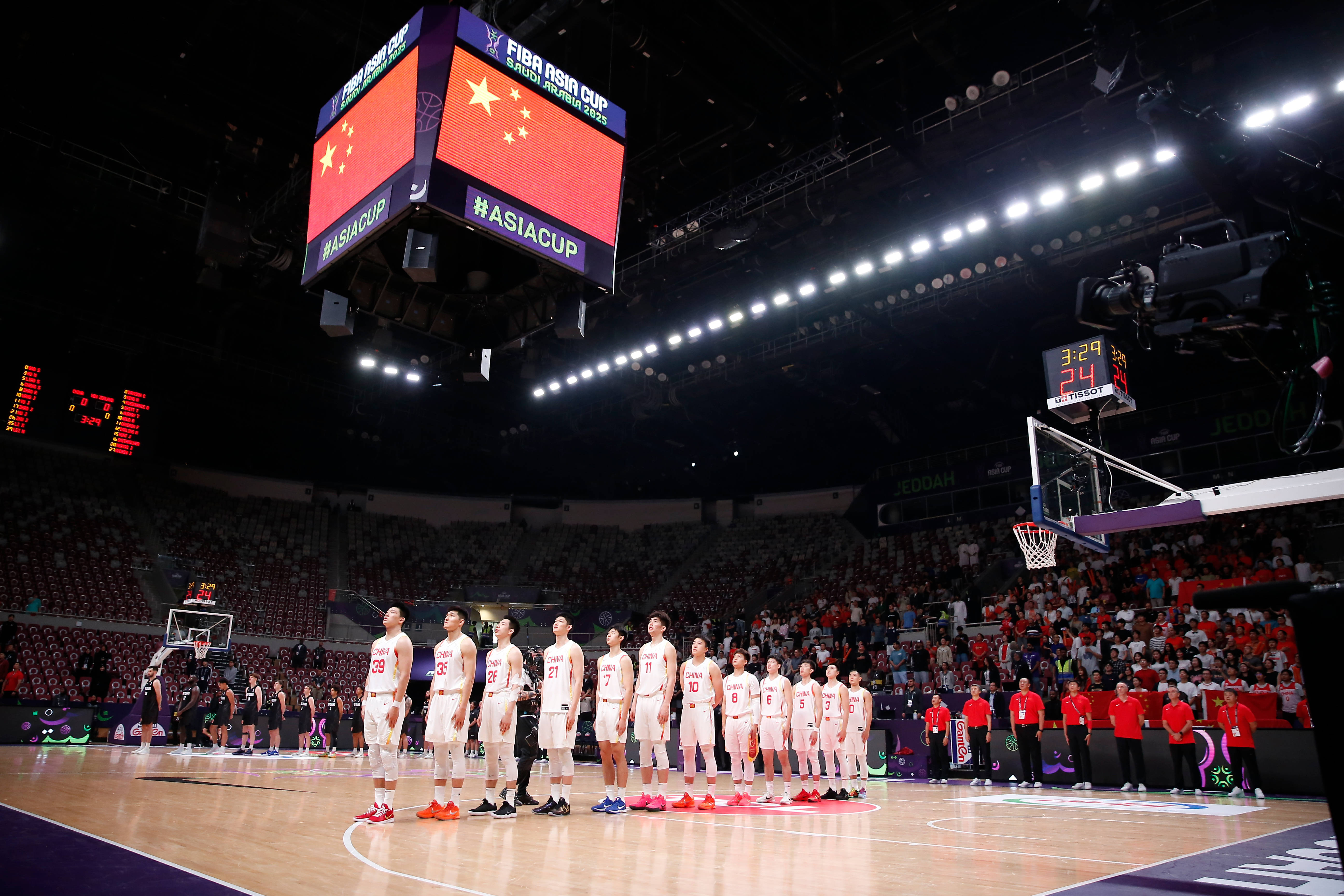 亚洲杯：中国队取得胜利晋级半决赛