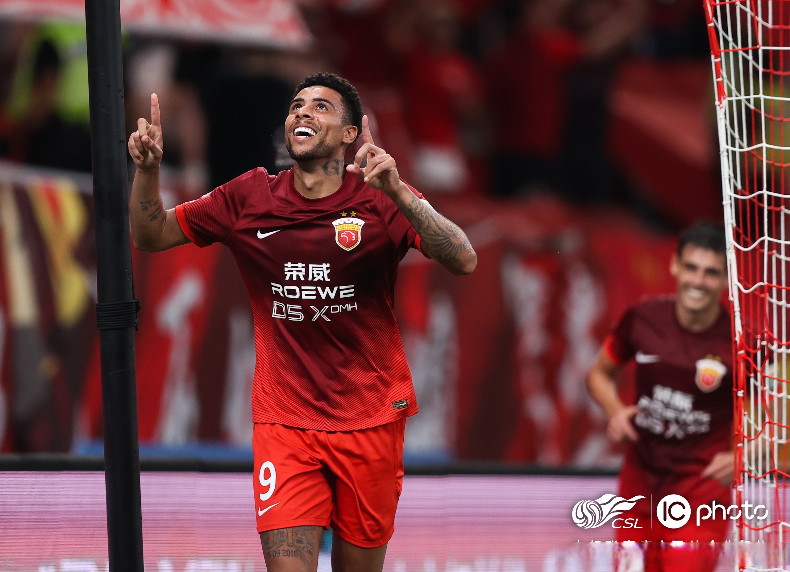 阿森纳逆转取胜,球队实力逐渐恢复 阿森纳逆转取胜,球队实力逐渐恢复